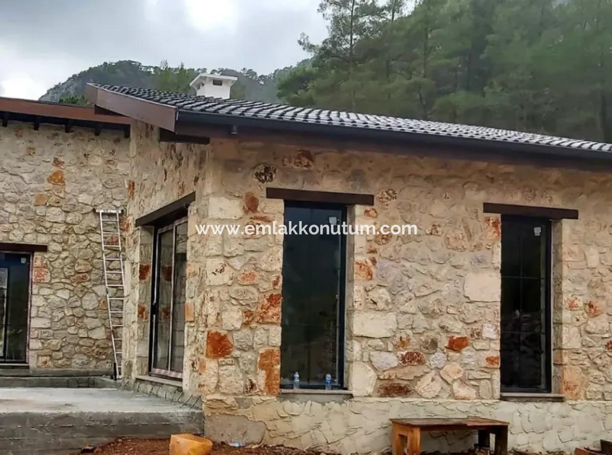 Null Freistehendes Steinhaus Zum Verkauf In Fethiye Grapes Redbelde