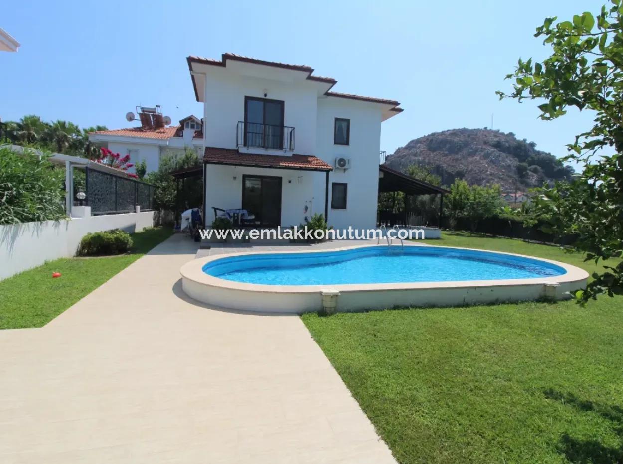 Möbliert Mit Swimmingpool Auf 500 M2 Freistehendem Grundstück In Dalyan, Erdbebensicheres 4-In-1-Duplex Zu Verkaufen