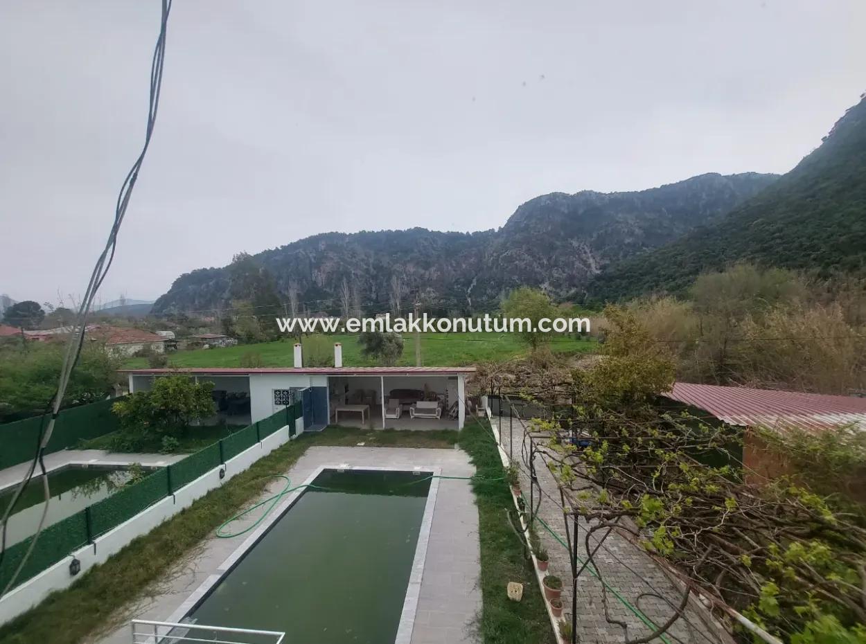 Unmöblierte 160 M2, 2 1 Erdgeschosswohnung Zu Vermieten In Ortaca Marmarlı.