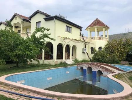 Freistehendes Haus Zum Verkauf In Oriya Raider