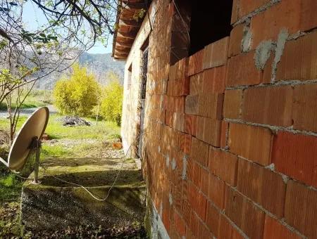 Freistehendes Haus Im Dorf Zum Verkauf In Ta Yeşilyurt