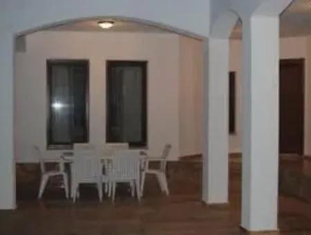 2836 M2, 15/30 Zoniertes Land, Das Für Den Massenwohnungsbau Und Den Hotelbau In Dalyan Geeignet Ist, Zu Verkaufen