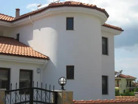 2836 M2, 15/30 Zoniertes Land, Das Für Den Massenwohnungsbau Und Den Hotelbau In Dalyan Geeignet Ist, Zu Verkaufen