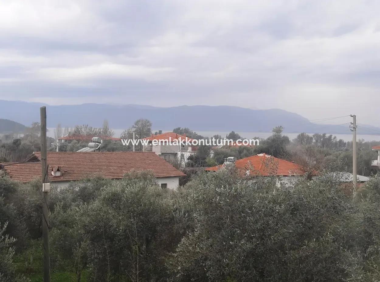 Villa With 200 M2 Lake View On 1700 M2 Land In Köyceğiz Zeytinalan Is For Sale