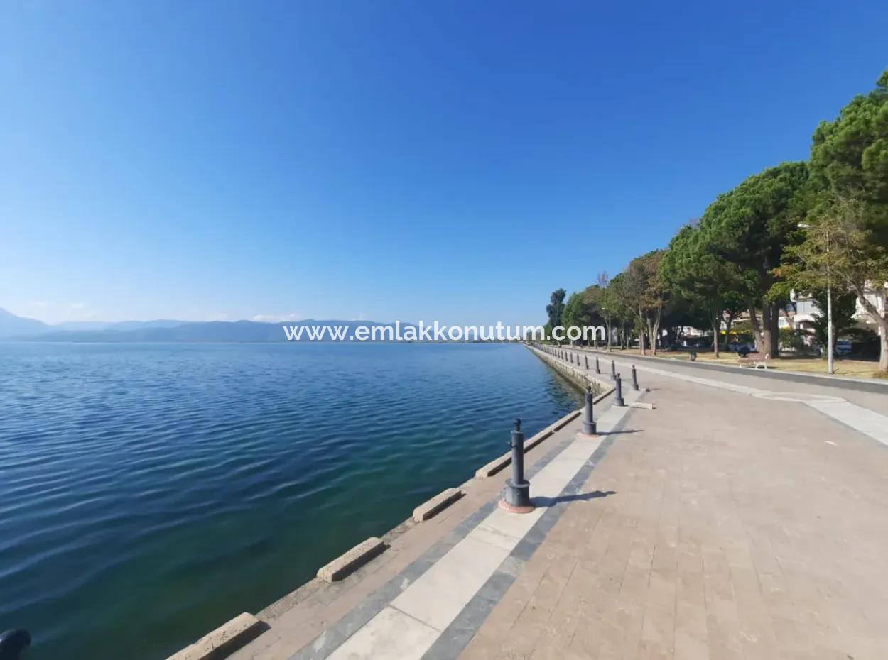 Köyceğizde Close To The Lake Swimming Pool, Furnished, 7 1 Detached Triplex For Rent Until May