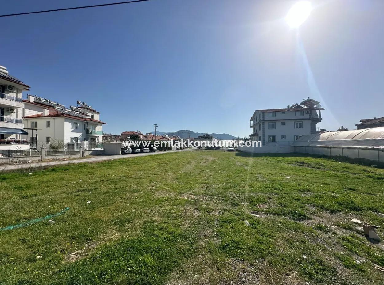 Karaburunda 402M2+404M2 3 Kat İmarlı Arsalar Satılı​k