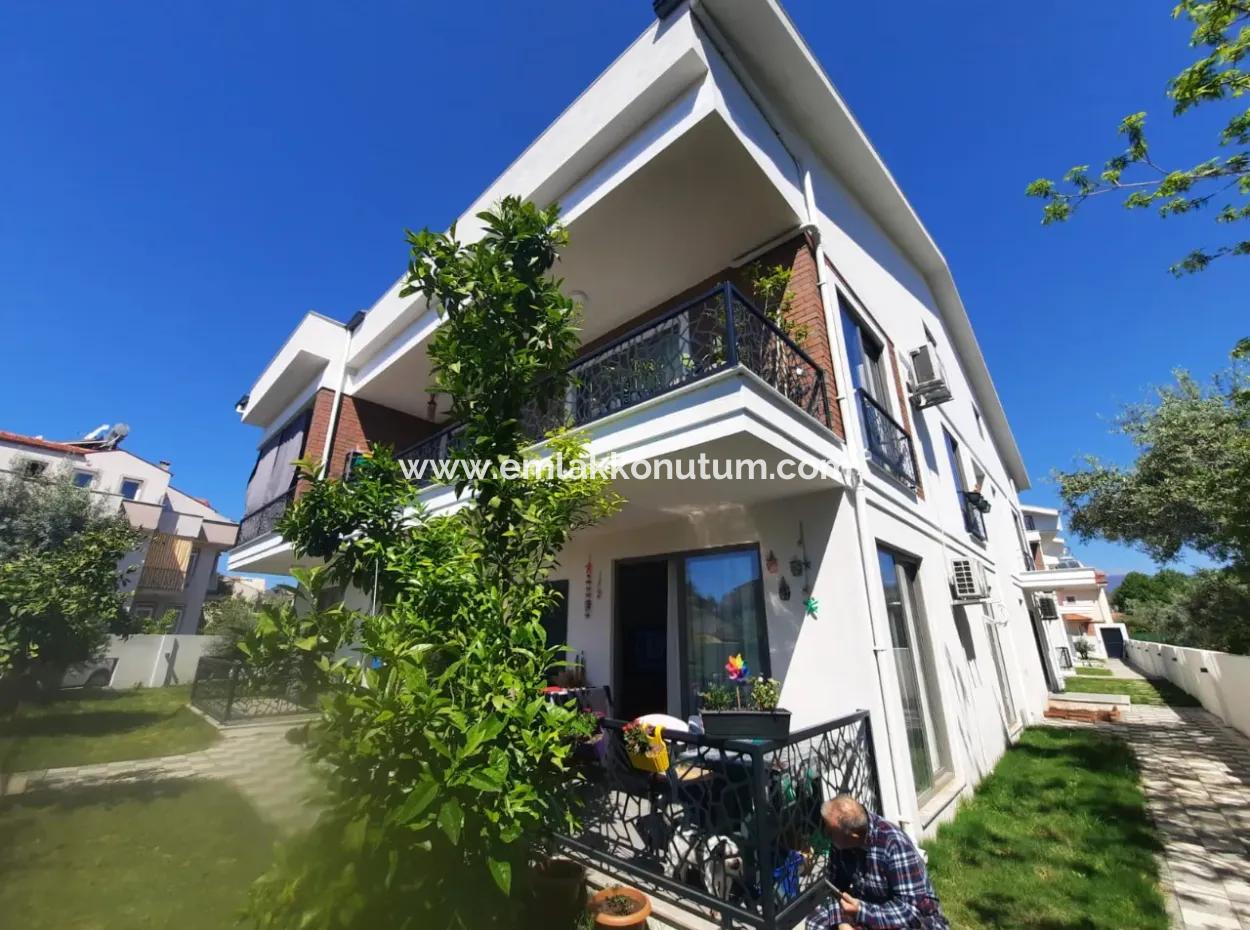 Fethiye Foça Çalışda 680M2 Arsada Sıfır Yüzme Havuzlu 160M2, 4+1 Çatı Dubleksi Satılık
