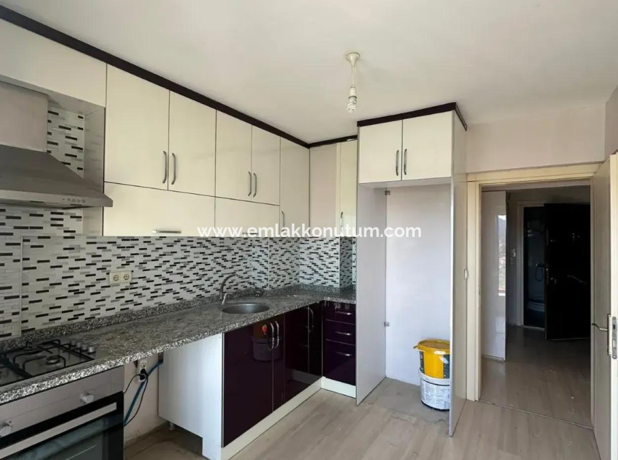 Muğla Ortaca Cumhuriyet Mah. 3+1 Kapalı Mutfak Daire Satılık