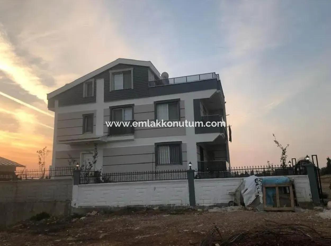 Didim Hisarda, 220 M2, 3+1 Deniz Manzaralı Dubleks Satılık Veya Arazi İle Takas