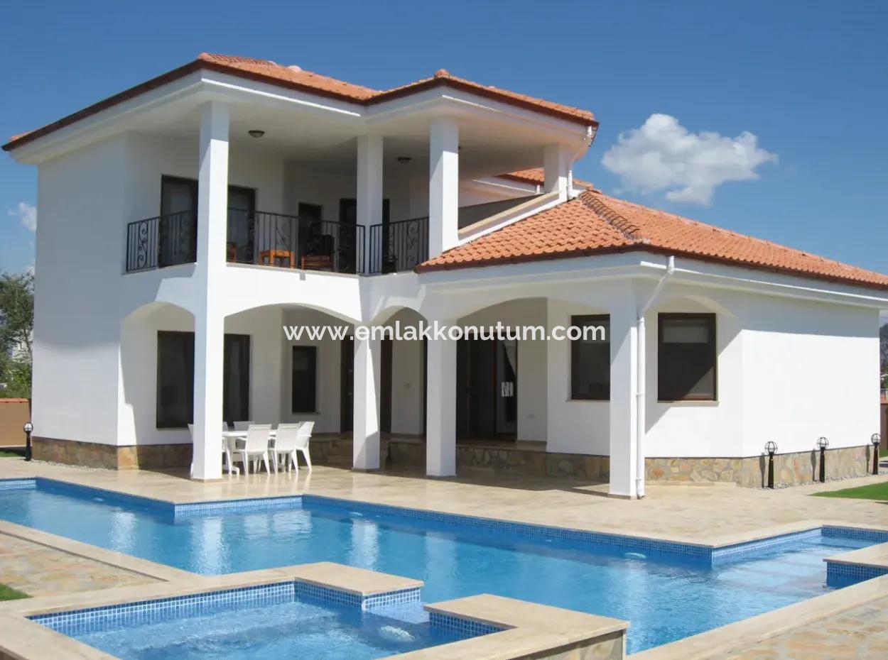 Dalyanda Toplu Konut Ve Otel Yapmaya Uygun 2836 M2, 15/30 İmarlı Arsa Satılık