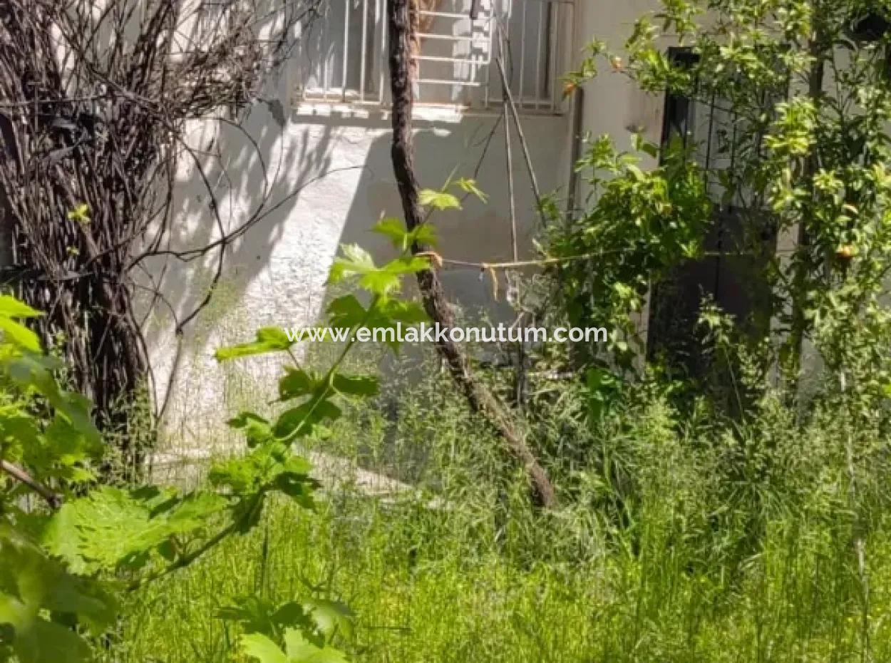 Muğla Köyceğiz Gülpınarda  Köyceğiz Gölüne Yakın Bahçeli Kargir  Köy Evi Satılık