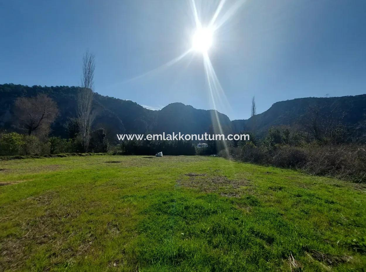 Ortaca Okçular Dağ Ve Doğa Manzaralı  2.000 M2 Arsada, 4+1 200 M2 Müstakil Ev Satılık