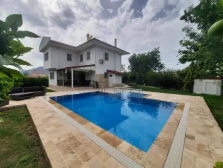 Muğla Ortaca Dalyan Da 600 M2 Arsada 3+1, 200 M2 Brüt Ve 153 M2 Net Kullanım Alanı Olan Dubleks Satılık