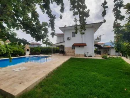 Muğla Ortaca Dalyan Da 600 M2 Arsada 3+1, 200 M2 Brüt Ve 153 M2 Net Kullanım Alanı Olan Dubleks Satılık