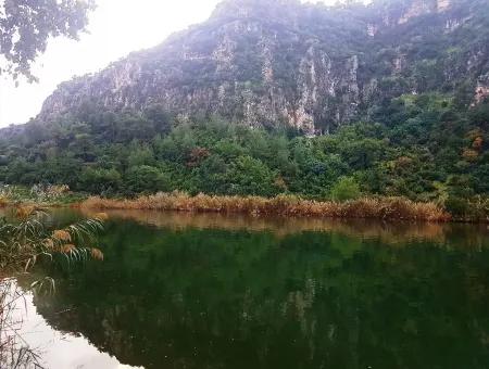 Dalyan Da Satılık Kanala Sıfır Turizm İmarlı Arsa