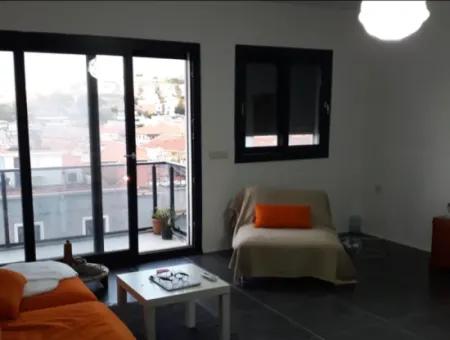 İzmir Çeşme Sakaryada  2+1 Satılık Veya Takas Daire.