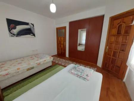 Mugla Okçularda 1.000 M2 Arsada, 200 M2, 4+1 Eşyalı Dubleks Kiralık