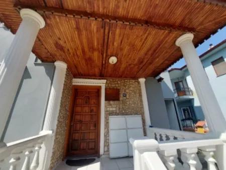 Mugla Okçularda 1.000 M2 Arsada, 200 M2, 4+1 Eşyalı Dubleks Kiralık