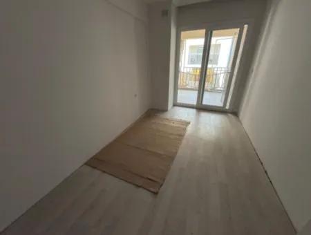Ortaca Merkezde Satılık 3+1 110M2 Daire.
