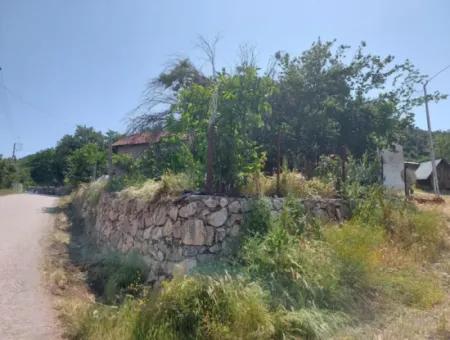 Çameli Kızılyakada 2500 M2 Müstakil Tapulu 2 Ev Ve Ahır, Depo Satılık