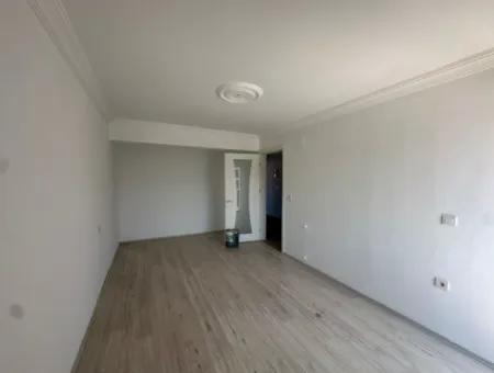 Merkezi Konum 2+1 Daire Satılık