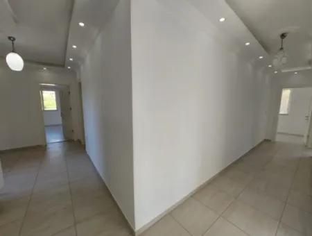Dalyanda 1000 M2 Arazide 4+1 210 M2 Kullanım Alanı Olan Kelepir Ev Satılık