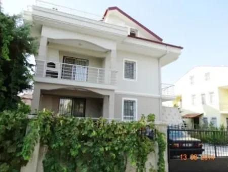 Muğla Fethiye Çalışta Yüzme Havuzlu, Eşyasız  130 M2 3+1 Çatı Dubleks Kiralık