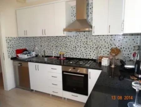 Muğla Fethiye Çalışta Yüzme Havuzlu, Eşyasız  130 M2 3+1 Çatı Dubleks Kiralık